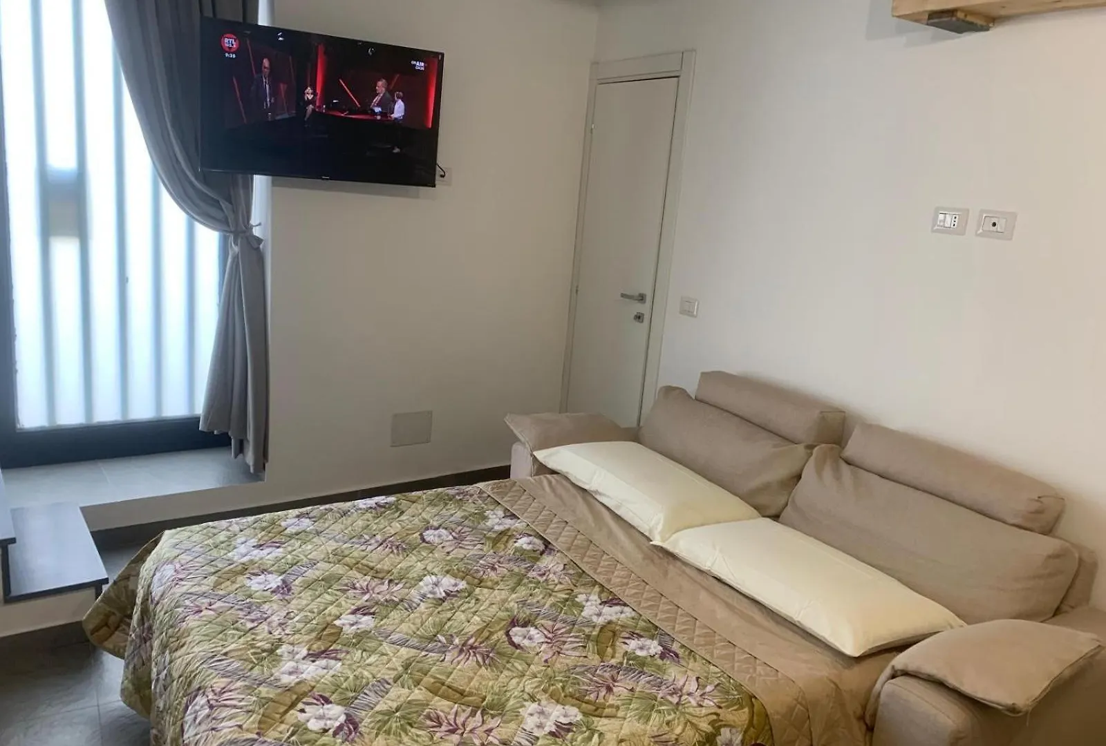 Holiday home Binario82 Villa Catania